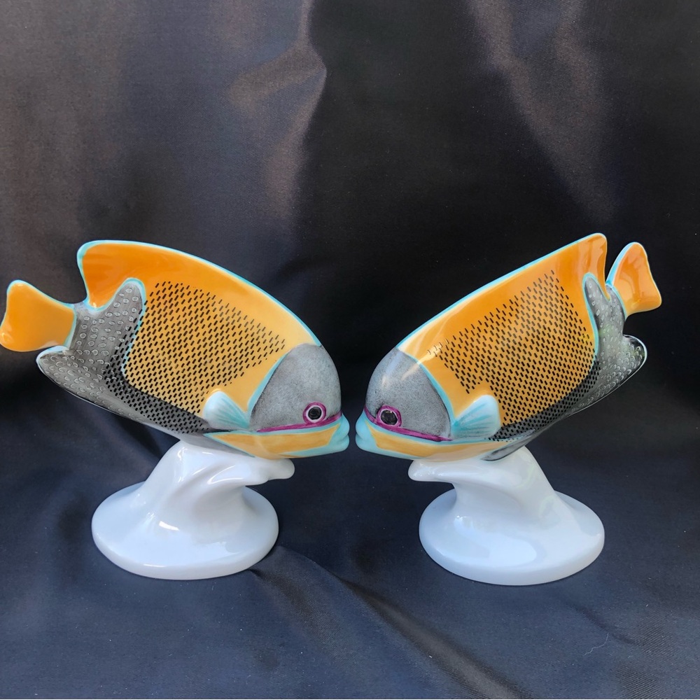 Hollohaza Handpainted Porcelain Fish Figurines Set of 2 - Picture 7 of 9